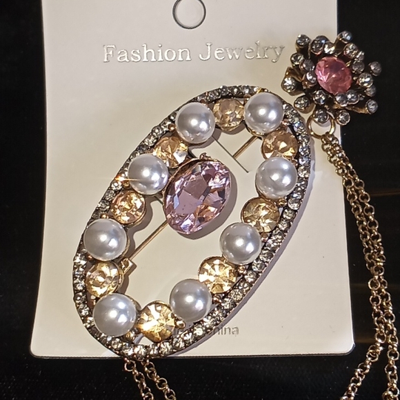 Pink Tourmaline & Pearl Rhinestoned Chain Brooch - Picture 8 of 11